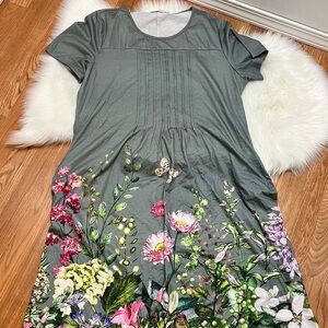 MISSLOOK Maxi Dress Size 3XL Sage Green Floral